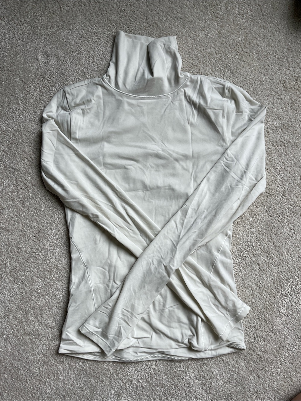 Lululemon Wundermost Turtleneck